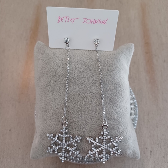 Silver Rhinestone Winter Holiday Snowflake Dangle Drop Stud Earrings - Picture 9 of 10
